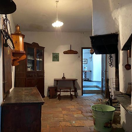 Casa Nel Centro Storico Di Borno Βίλα Εξωτερικό φωτογραφία