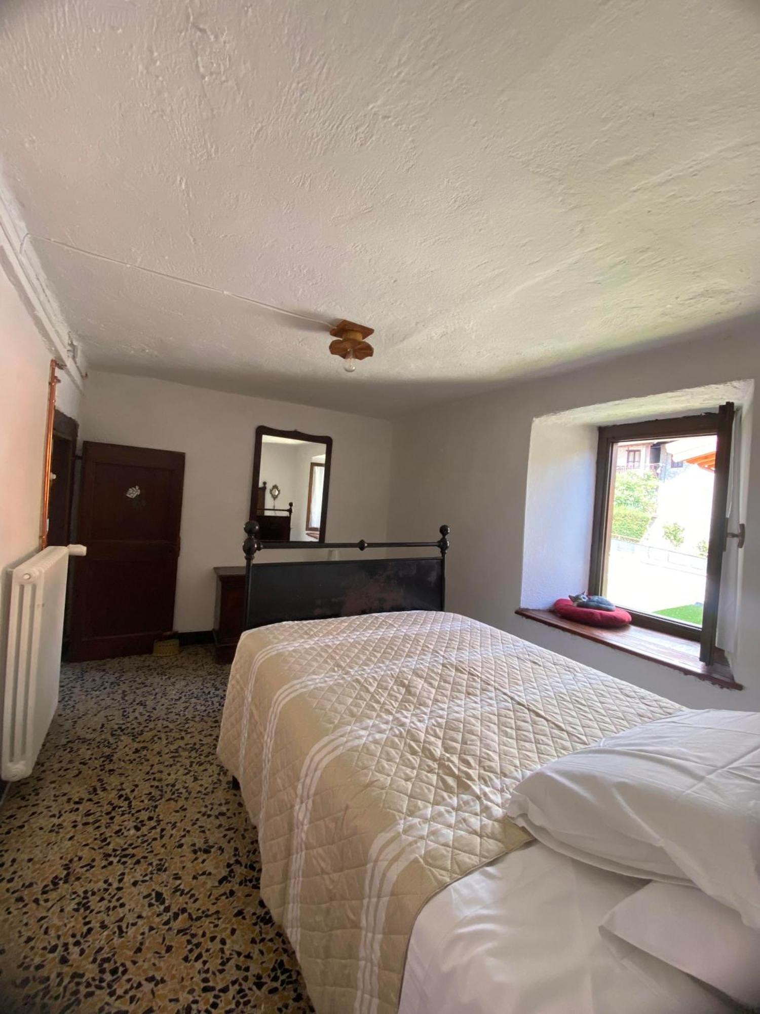Casa Nel Centro Storico Di Borno Βίλα Εξωτερικό φωτογραφία
