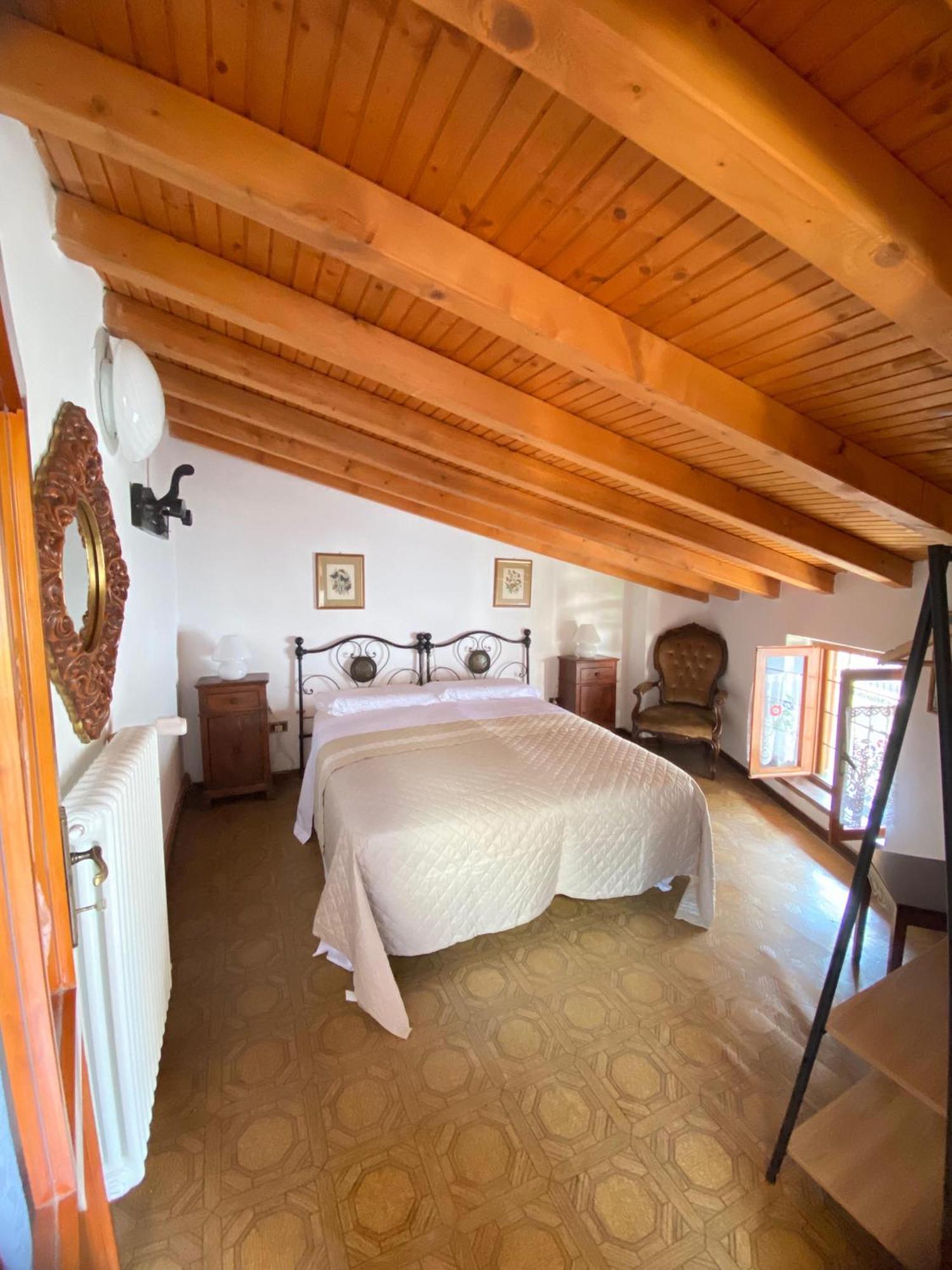 Casa Nel Centro Storico Di Borno Βίλα Εξωτερικό φωτογραφία